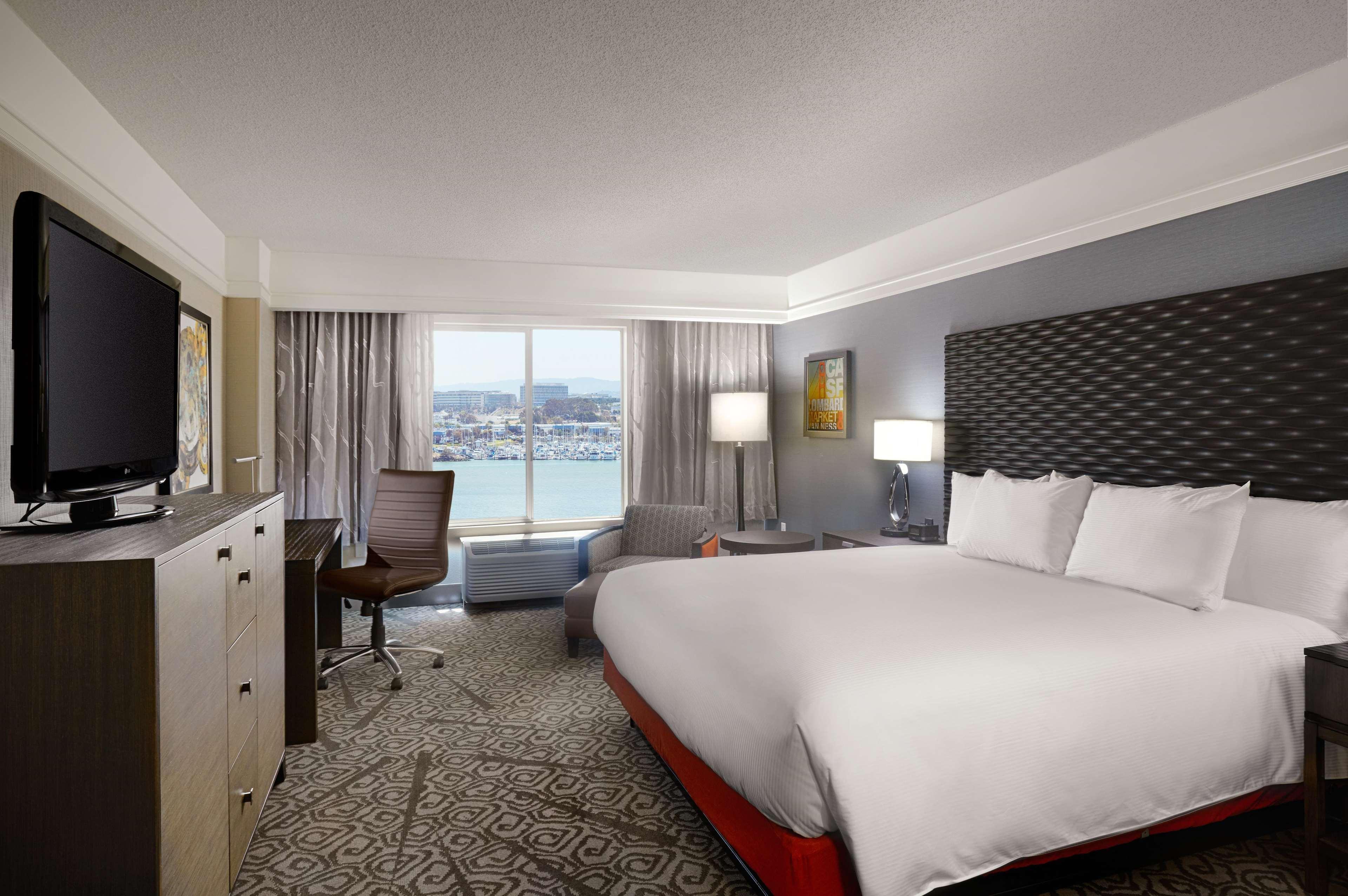 Doubletree By Hilton San Francisco Airport North Bayfront Hotell Brisbane Exteriör bild