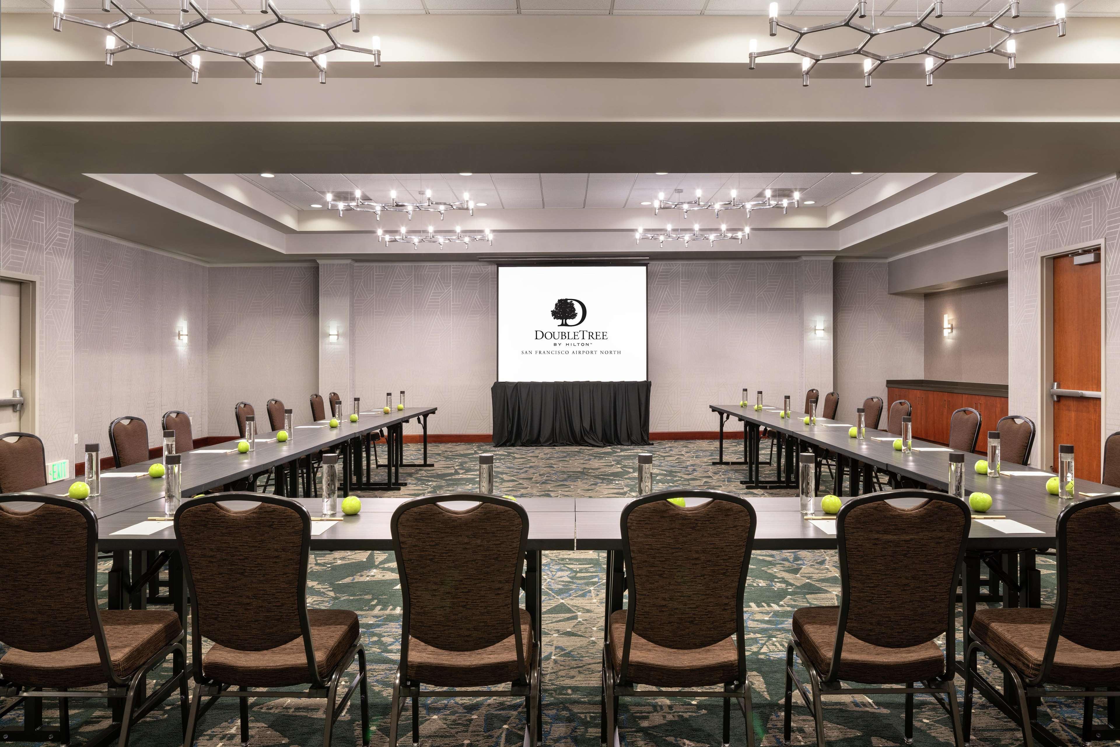 Doubletree By Hilton San Francisco Airport North Bayfront Hotell Brisbane Exteriör bild