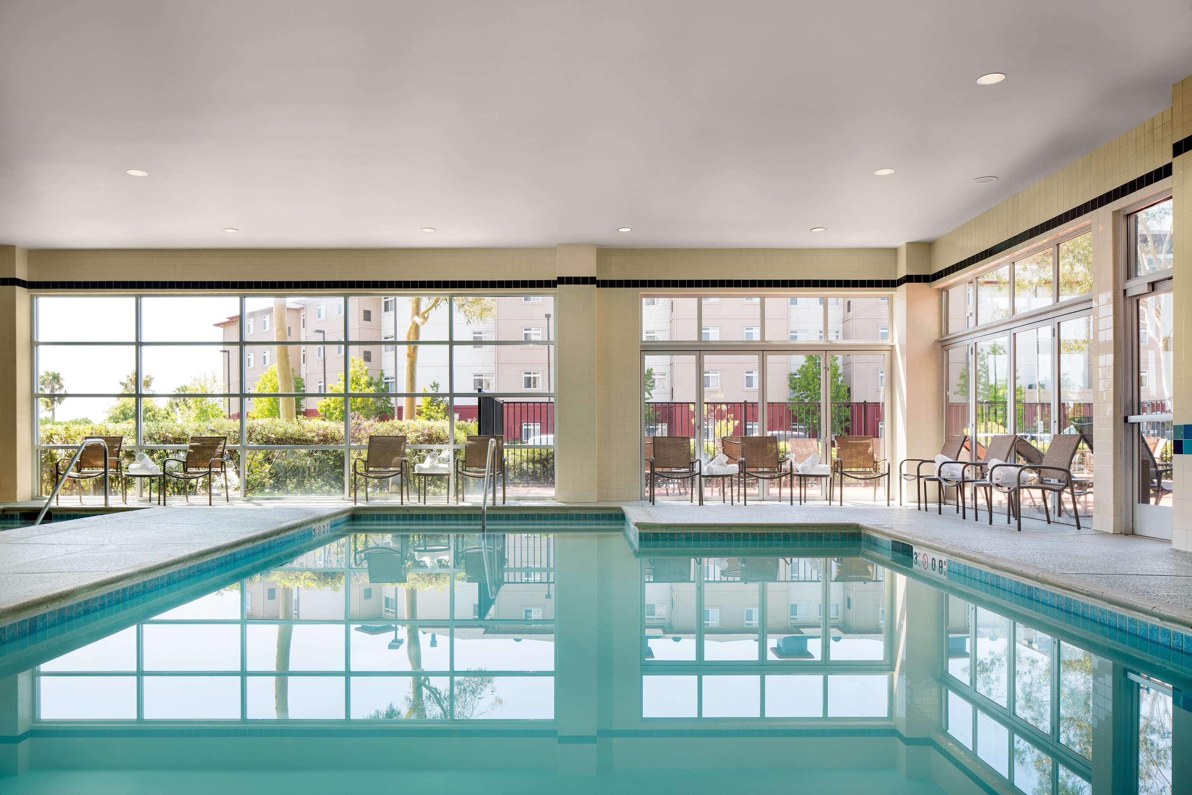 Doubletree By Hilton San Francisco Airport North Bayfront Hotell Brisbane Exteriör bild