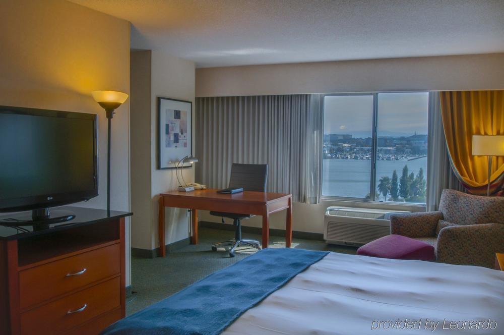 Doubletree By Hilton San Francisco Airport North Bayfront Hotell Brisbane Exteriör bild